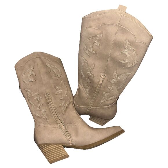 Dolce Vita Cowgirl Kara’s Boots COLOR: SAND NUBUCK - NEW - Size 9 Womens - Picture 3 of 6